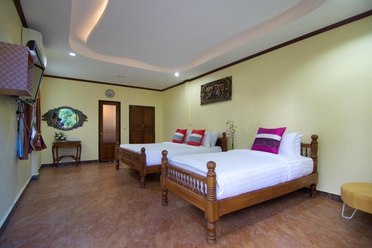 Bueng Bua Thong Resort Ban Huai Yai Esterno foto