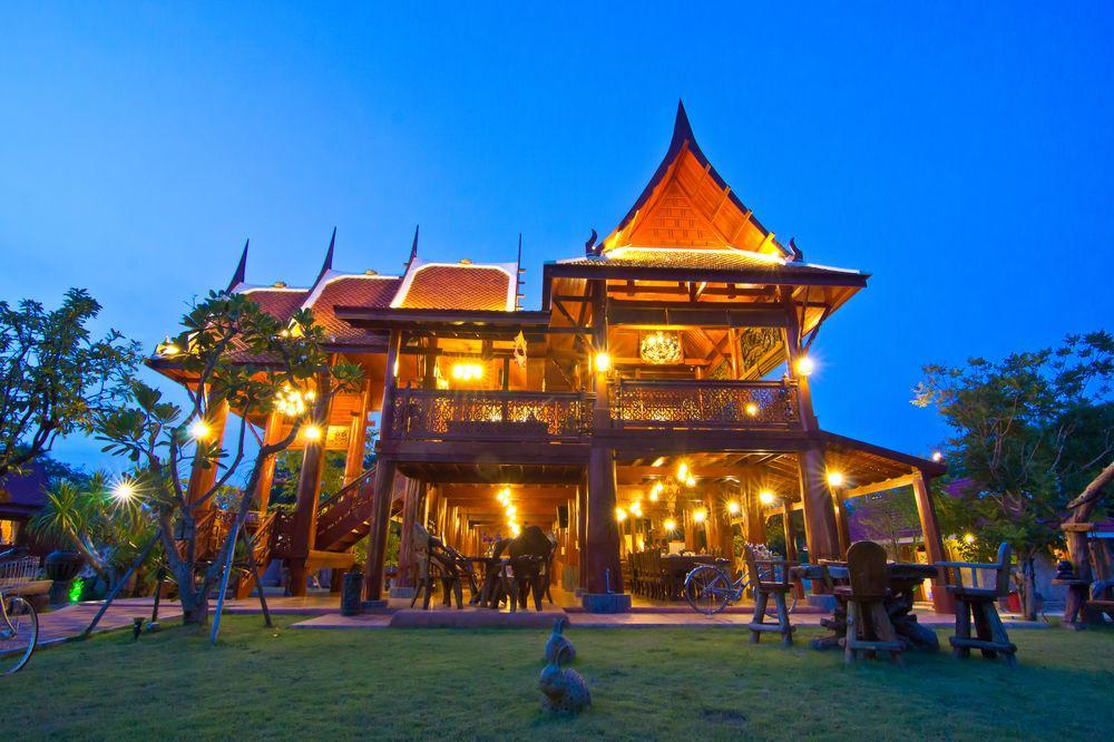 Bueng Bua Thong Resort Ban Huai Yai Esterno foto