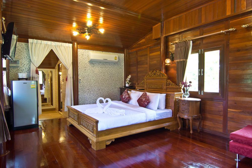 Bueng Bua Thong Resort Ban Huai Yai Esterno foto